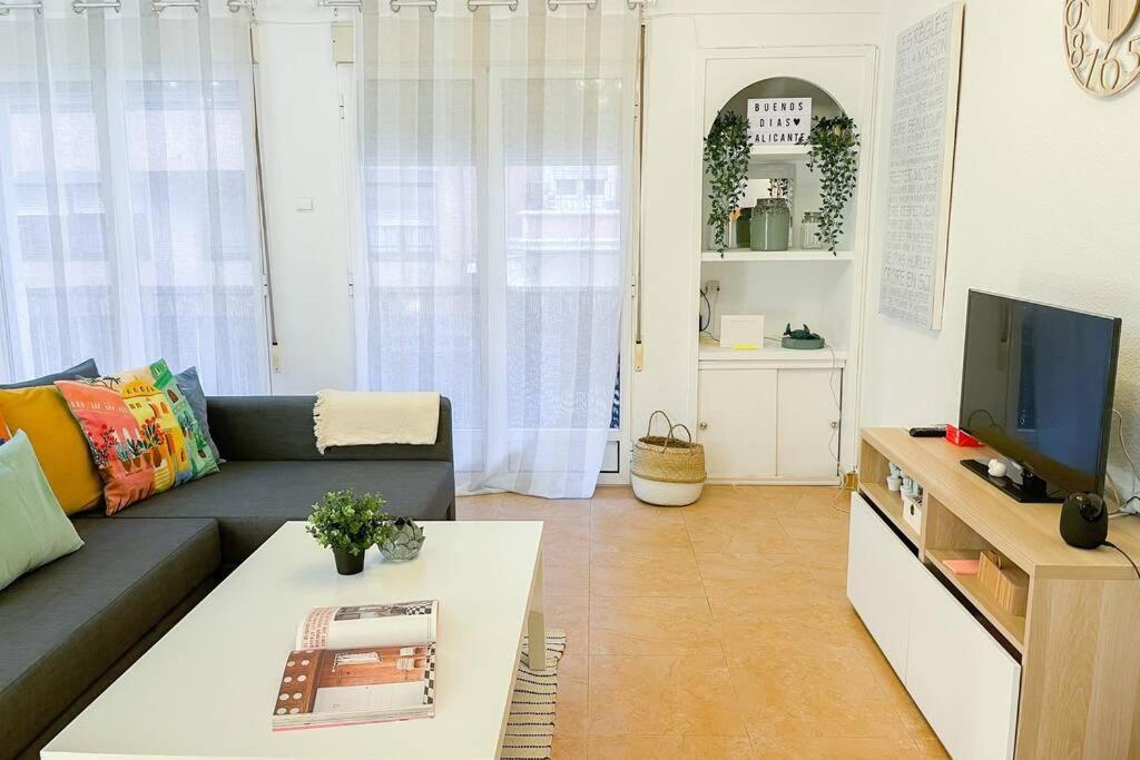 Coqueto Y Amplio Apartamento A 15 Min De La Playa Αλικάντε Εξωτερικό φωτογραφία